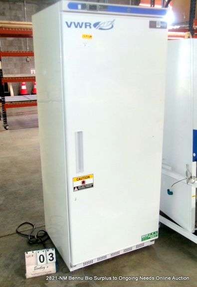 VWR LABORATORY REFRIGERATOR