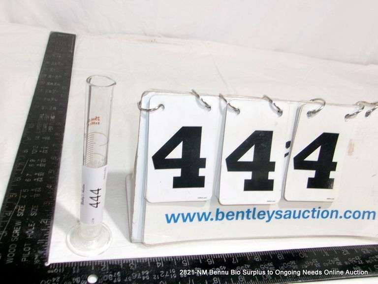 GRADUATED CYLINDER, 25 ML, GLASS