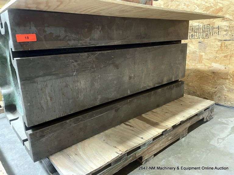 T-SLOT TABLE, 24" X 24" X 48"