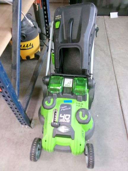 GREENWORKS TWIN FORCE 25302 40 VOLT LAWN MOWER - MISSING PARTS