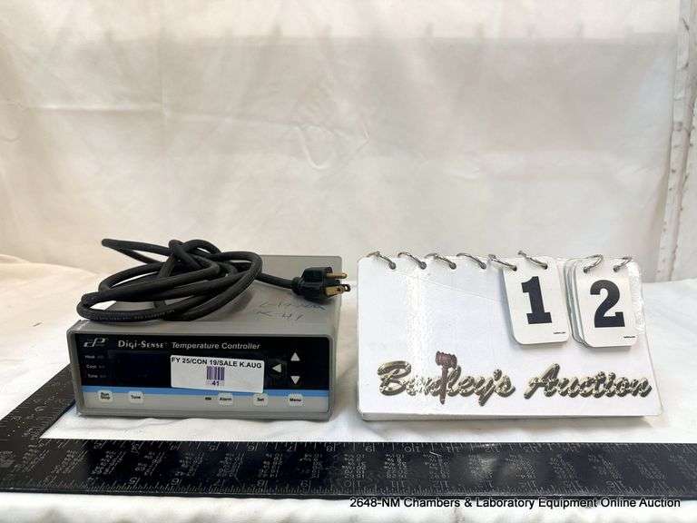COLE PARMER DIGI-SENSE TEMPERATURE CONTROLLER