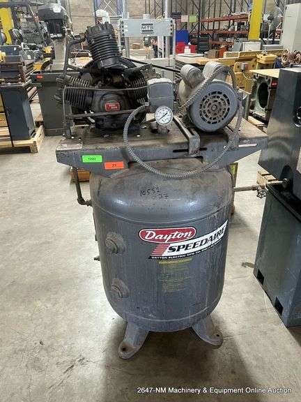 DAYTON SPEEDAIRE 3Z219A INDUSTRIAL DUTY AIR COMPRESSOR