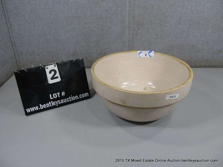 IVORY COLORED CROCK BOWL
