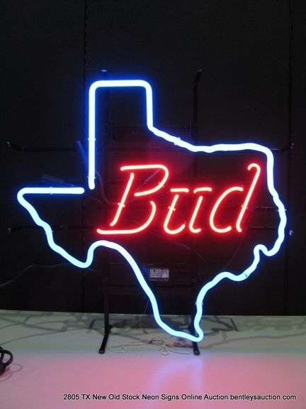 BUD TEXAS, 23" X 24"
