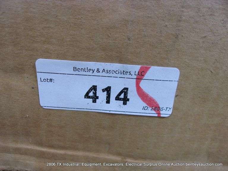 BOX: 100 COUNTRY CABINETRY DRAWER PULLS