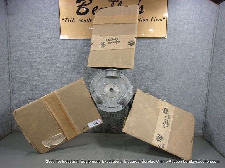 JOHNSON CONTROLS CAT 233955 ADJUSTABLE ALUMINUM / POLY 3-BLADE FAN BLADES 36"