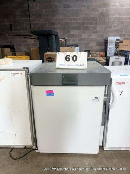 STIRLING ULTRA COLD SU105UE FREEZER