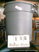 SMALL PLASTIC TRASH CAN