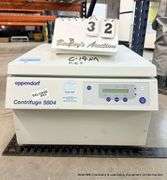EPPENDORF 5804 CENTRIFUGE