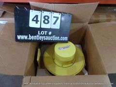 CONDUCTIX WAMPFLER YELLOW WALL MOUNT CABLE RETRACTABLE REEL