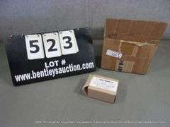 BOX: BAY BOLT 5/16" X 3/4" SHOULDER SCREWS