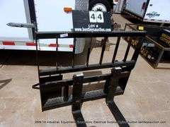 MOWER KING / AGT INDUSTRIAL SKID LOADER FORKLIFT ATTACHMENT