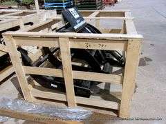 AGT INDUSTRIAL SIERRA SKID LOADER MODEL 32-743 GRAPPLE