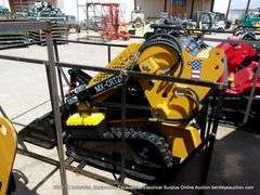 AGT INDUSTRIAL MX-CRT23 RUBBER TRACK STAND-ON MINI SKID LOADER - 23HP