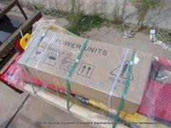 AGT INDUSTRIAL 10K HYDRAULIC 2 POST AUTOMOTIVE LIFT - RED