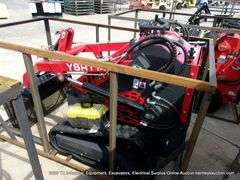 AGT INDUSTRIAL YSRT-14 RUBBER TRACK STAND ON MINI SKID LOADER - 15HP