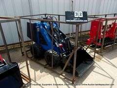 AGT INDUSTRIAL MX-MRW14 RUBBER TIRE STAND ON MINI SKID - 15HP