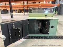 TURNER 111 FLUOROMETER