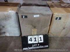 BOX: SWISSTRAX GARAGE FLOW PRO RIBTRAX GARAGE FLOORING TILES - SNAP TOGETHER - GREY 24-PCS