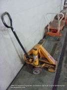 ROL-LIFT SHORT FORK PALLET JACK