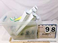 CONTENTS OF BIN: METAL CASTER WHEELS