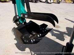 CF INDUSTRY CFG H15R MINI EXCAVATOR - 13.5 HP