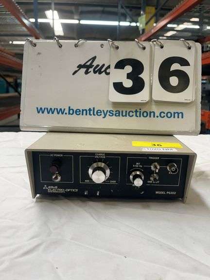 EG&G PS302 TRIGGER MODULE