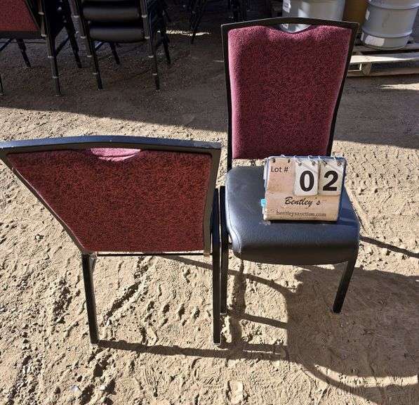 BERTOLINI METAL FRAME STACKABLE BANQUET CHAIRS - RED (24X MONEY)