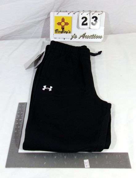 YOUTH UNDER ARMOUR - BLACK, GIRLS SIZE MEDIUM