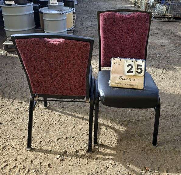 BERTOLINI METAL FRAME STACKABLE BANQUET CHAIRS - RED (24X MONEY)