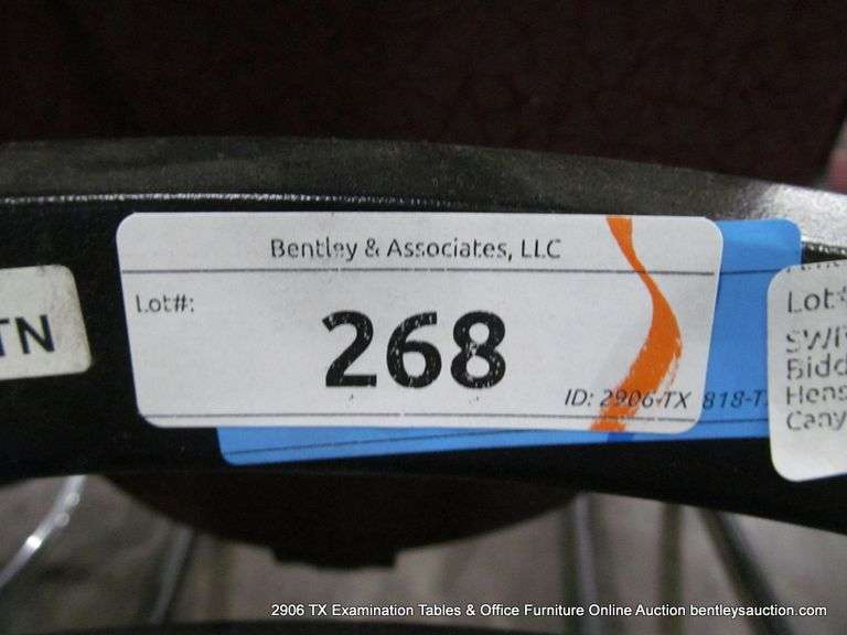 SWIVEL TOP STENO TYPE STOOL