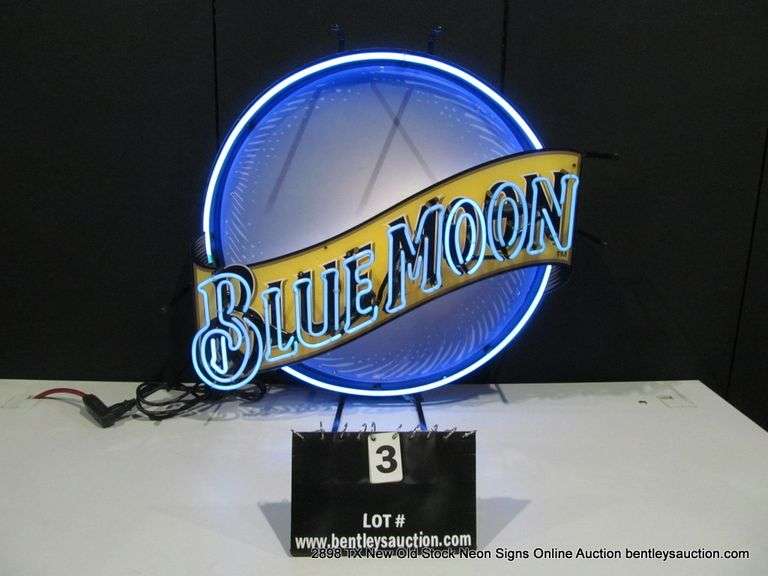 BLUE MOON, 27" X 27"