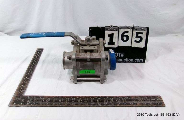 EA-301 GE GROOVED END BALL VALVE