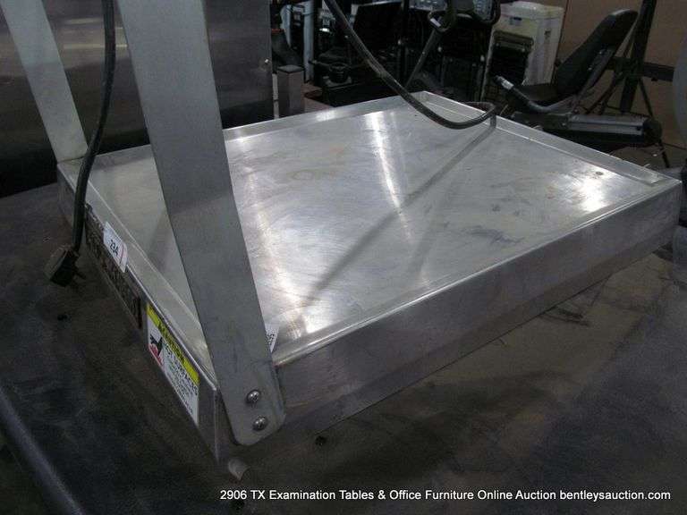 ALTO-SHAAM COMMERCIAL FOOD WARMING/CARVING STATION