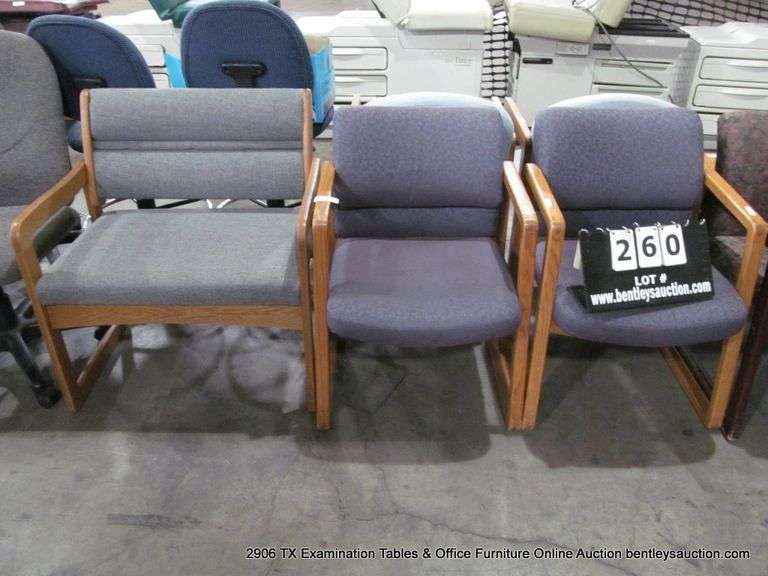 3 - BASIC SIDE CHAIRS W/ ARM REST & PATTERNED UPHOLSTERY - 3 X MONEY