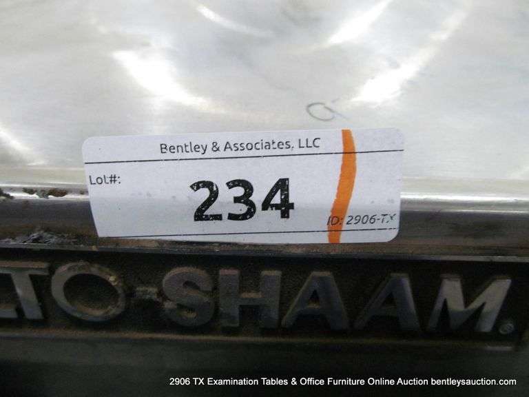 ALTO-SHAAM COMMERCIAL FOOD WARMING/CARVING STATION