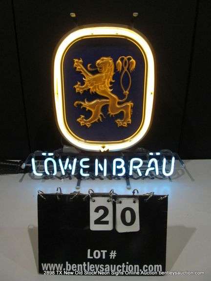 LOWENBRAU, 18" X 23"