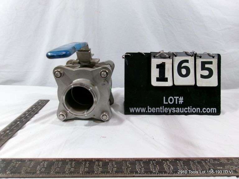 EA-301 GE GROOVED END BALL VALVE