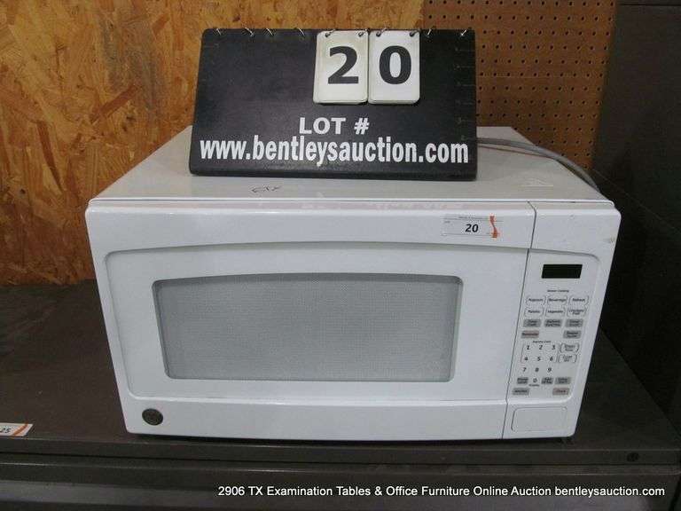 GE WHITE HOUSEHOLD MICROWAVE OVEN MODEL: JES2051DN4WW