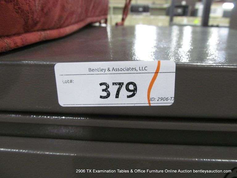 4 DRAWER METAL LATERAL FILE CABINET