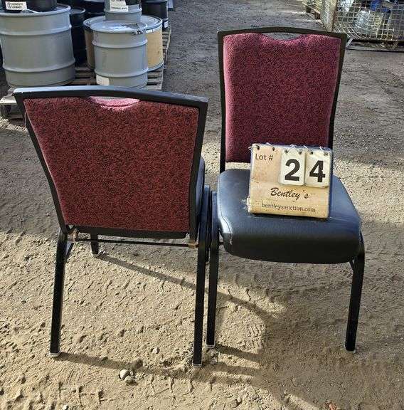 BERTOLINI METAL FRAME STACKABLE BANQUET CHAIRS - RED (24X MONEY)