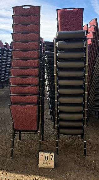BERTOLINI METAL FRAME STACKABLE BANQUET CHAIRS - RED (24X MONEY)
