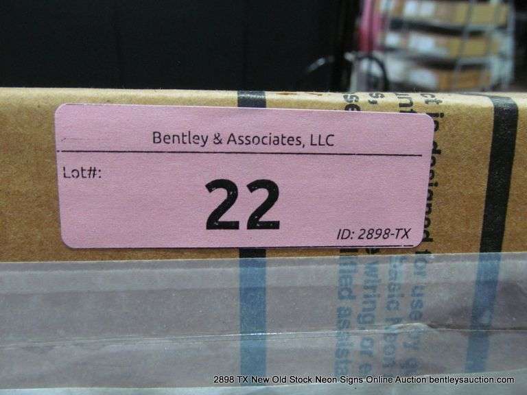 MILLER HIGH LIFE SOFT CROSS, 22" X 17"