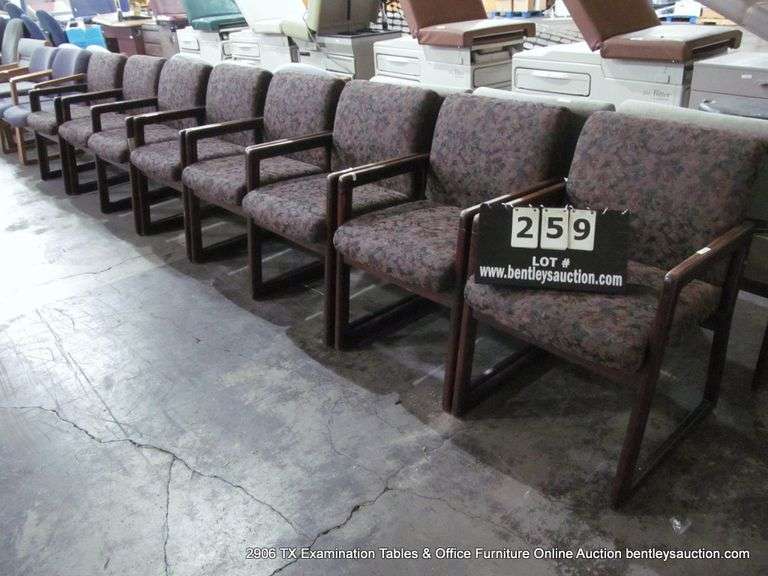 8 - BASIC SIDE CHAIRS W/ ARM REST & PATTERNED UPHOLSTERY - 8 X MONEY