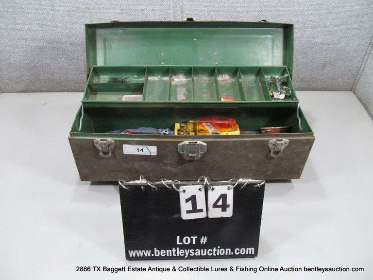 METAL TACKLE BOX W/ ASSORTED TACKLE & LURES