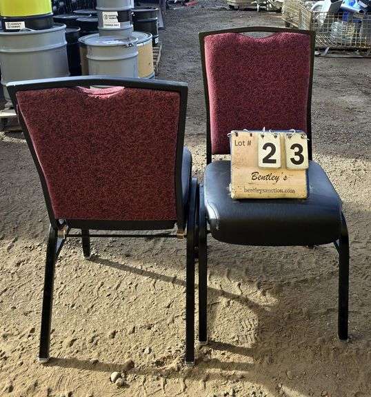 BERTOLINI METAL FRAME STACKABLE BANQUET CHAIRS - RED (24X MONEY)