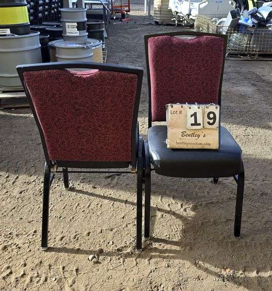 BERTOLINI METAL FRAME STACKABLE BANQUET CHAIRS - RED (24X MONEY)