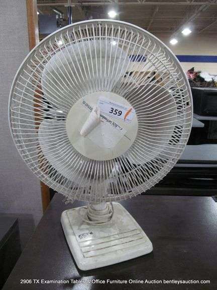 OLD DESK FAN