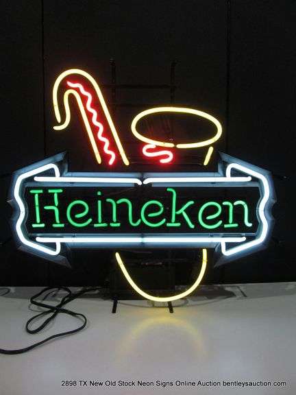 HEINEKEN SAXOPHONE, 25" X 29"