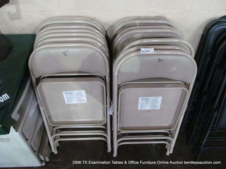 14 - TAN METAL FOLDING CHAIRS, 14 X MONEY